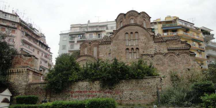 «Μπλόκο» του Δήμου Θεσσαλονίκης στην πεζοδρόμηση της Αγίας Σοφίας κάτω από την Τσιμισκή