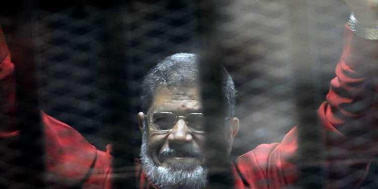 Πέθανε μέσα στο δικαστήριο ο πρώην πρόεδρος της Αιγύπτου Μοχάμεντ Μόρσι