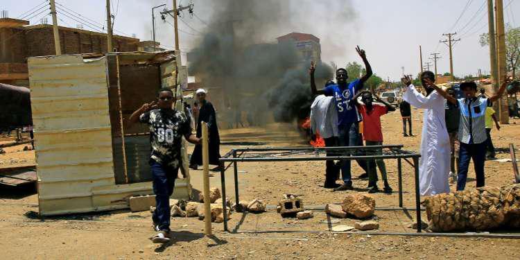 Τουλάχιστον 101 νεκροί στην καταστολή του κινήματος διαμαρτυρίας στο Σουδάν