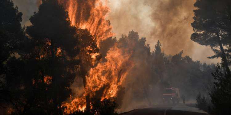 Σαράντα επτά πυρκαγιές εκδηλώθηκαν το τελευταίο 24ωρο σε όλη την Ελλάδα