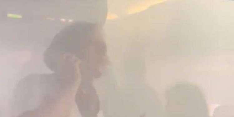 Πτήση-θρίλερ: Καπνούς έβγαζε το αεροσκάφος της British Airways από Λονδίνο για Βαλένθια [βίντεο]