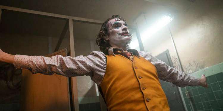Joker Ο «Τζόκερ» επιστρέφει! Στα «σκαριά» το sequel με πρωταγωνιστή τον Φίνιξ
