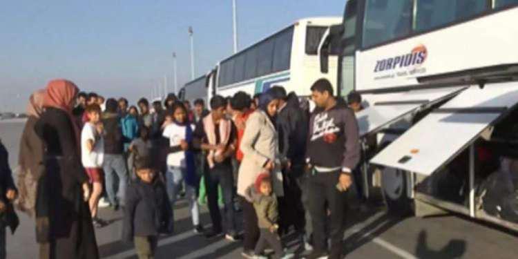 Αναστάτωση στα Βρασνά Θεσσαλονίκης: Οι κάτοικοι απέτρεψαν μετανάστες να εγκατασταθούν [βίντεο]