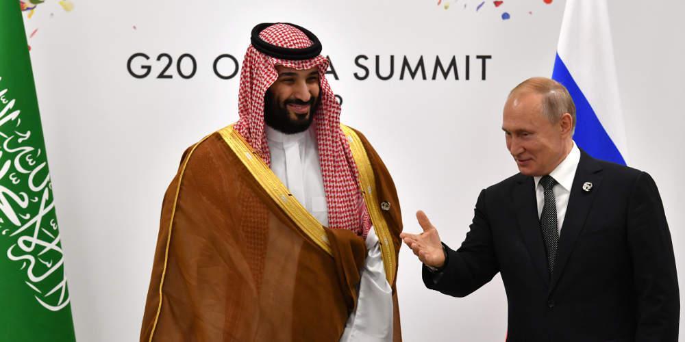 Στη Σαουδική Αραβία σήμερα ο Πούτιν: Επιδιώκει συμφωνία για το πετρέλαιο