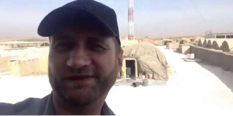 Απίστευτο: Ρώσοι στρατιώτες βγάζουν selfies σε εγκαταλελειμμένη αμερικανική βάση στη Συρία [βίντεο]