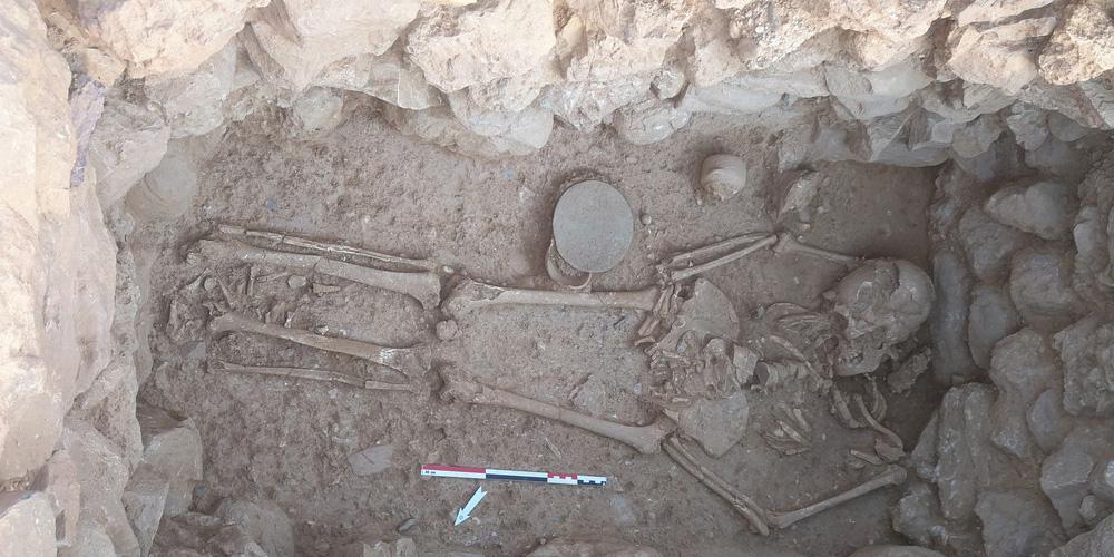Μοναδικά ευρήματα σε τάφο στο Σίσι Λασιθίου - Βρήκαν εκπληκτικό περιδέραιο [εικόνες]