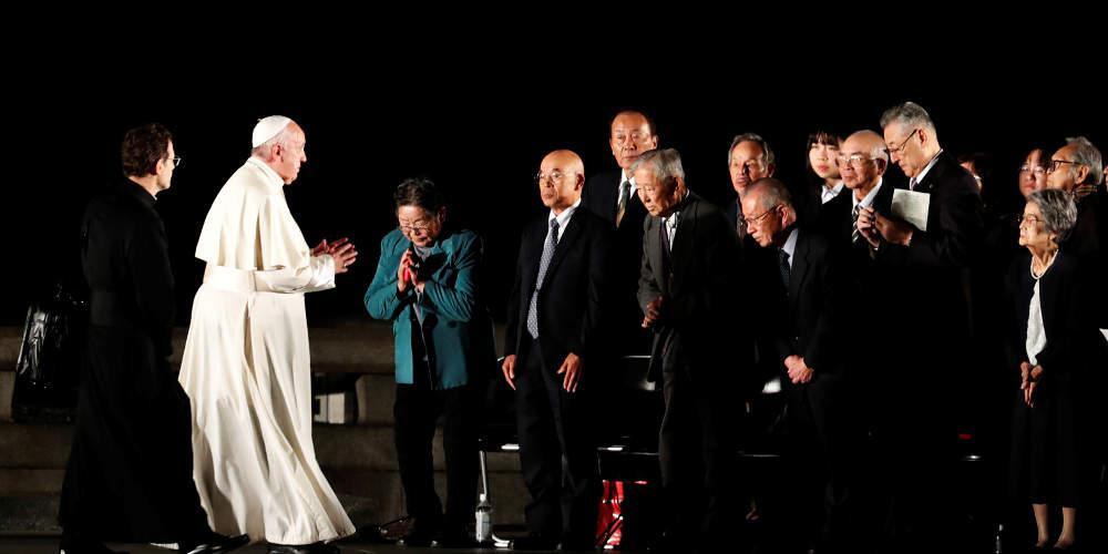 Επιζώντες της Χιροσίμα αφηγήθηκαν την «κόλαση» που έζησαν στον πάπα Φραγκίσκο