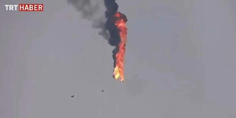 Βίντεο-σοκ: Ελικόπτερο φλέγεται μετά από κατάρριψη από τουρκικές δυνάμεις στη Συρία