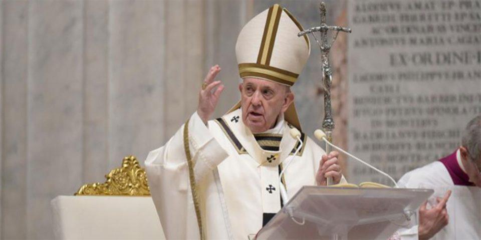 Πάσχα Καθολικών: Χωρίς πιστούς η λειτουργία στον Άγιο Πέτρο - Το μήνυμα του Πάπα Φραγκίσκου