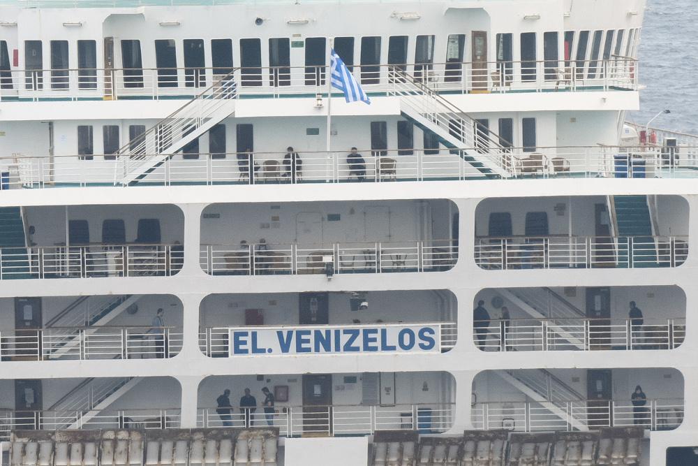 Κορωνοϊός: Υγειονομική «βόμβα» το πλοίο «Ελευθέριος Βενιζέλος» - Στα 119 τα κρούσματα