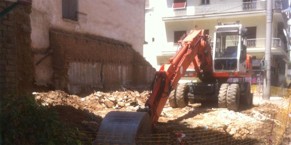 Παρεμβάσεις - «ανάσα» από τον Δήμο Αθηναίων - Κατεδαφίζονται 13 επικίνδυνα κτήρια