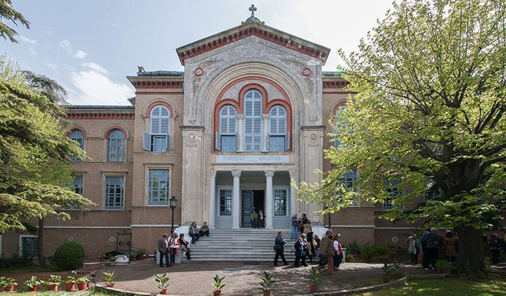 Εκπρόσωπος Ερντογάν: Για να ανοίξει η Θεολογική Σχολή ανοίξτε τζαμί στην Αθήνα