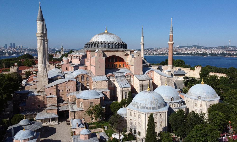 Πότε χτίστηκε η Αγία Σοφία Σεισμός στην Τουρκία Μητσοτάκης σε Γενική Διευθύντρια UNESCO: Σε κίνδυνο η ακεραιότητα και ο οικουμενικός χαρακτήρας της Αγιάς Σοφιάς