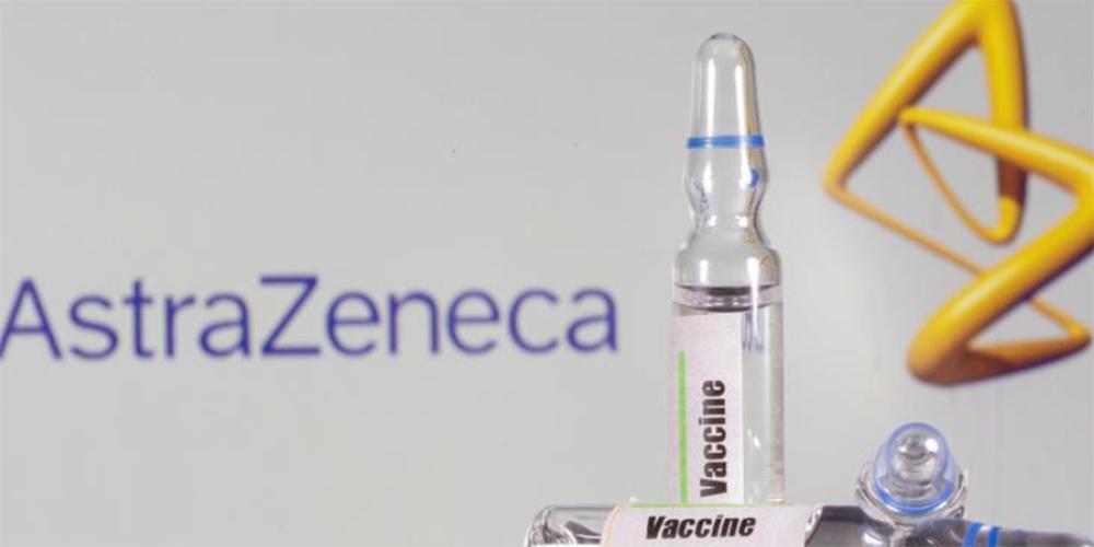 ΕΜΑ: Τα οφέλη του εμβολίου της AstraZeneca αυξάνονται με την ηλικία