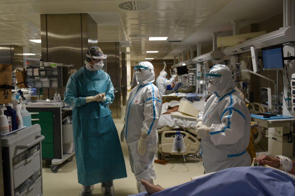 Κορωνοϊός – Κικίλιας: Νοσοκομείο COVID το Θριάσιο – 51 νέες κλίνες ΜΕΘ στο ΕΣΥ