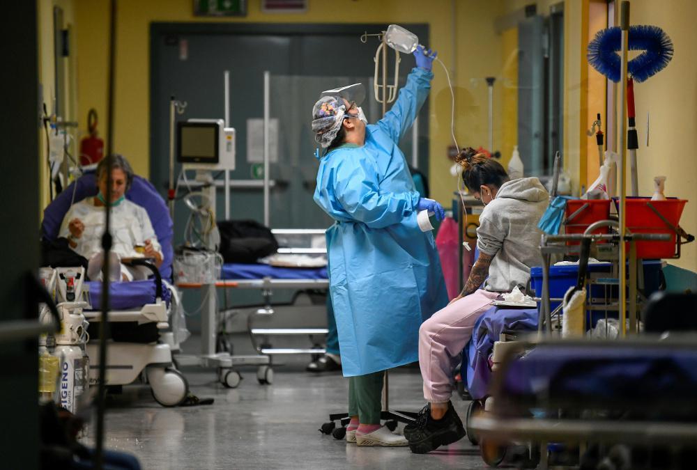 Κορωνοϊός - Παγώνη: Το 70% των ασθενών στα νοσοκομεία είναι νέοι άνθρωποι
