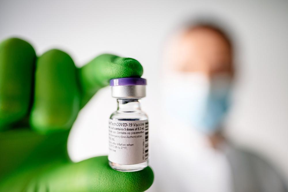 Κορωνοϊός - BioNTech: Σε έξι εβδομάδες μπορούμε να έχουμε έτοιμο το εμβόλιο για την μετάλλαξη του ιού