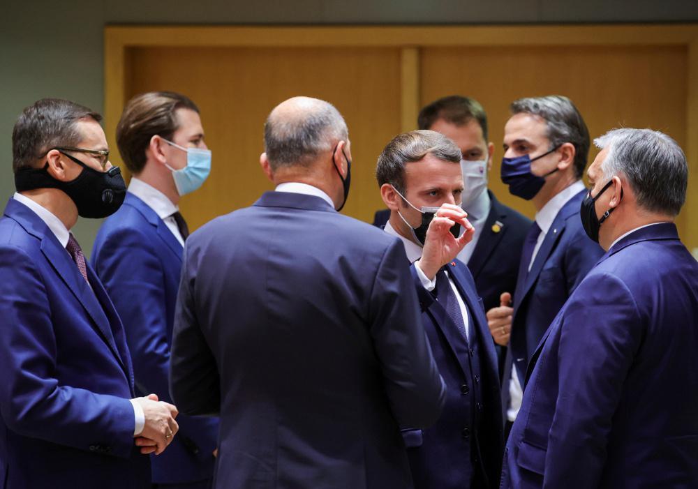 Ασθενής ο Μακρόν… πυρετός στους ηγέτες της Συνόδου Κορυφής - To κορωνοδείπνο του Γάλλου προέδρου που τρομάζει