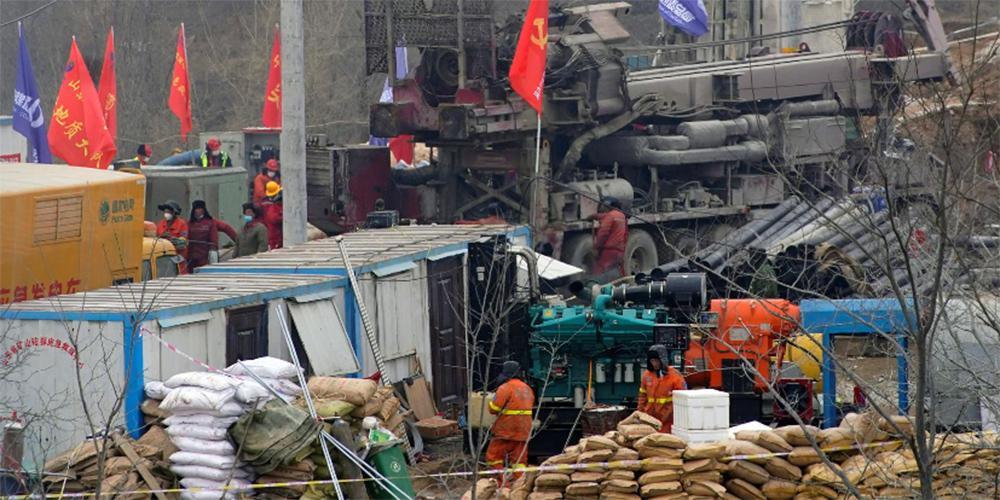 Έκρηξη σε ορυχείο χρυσού στη Κίνα: Η στιγμή της διάσωσης ενός μεταλλωρύχου [βίντεο]