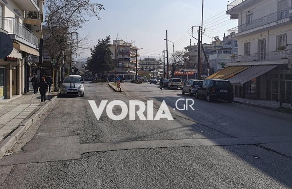 Τα τρελά του lockdown στη Θεσσαλονίκη: Ο δρόμος που η μία πλευρά έχει ανοιχτά μαγαζιά και η άλλη κλειστά