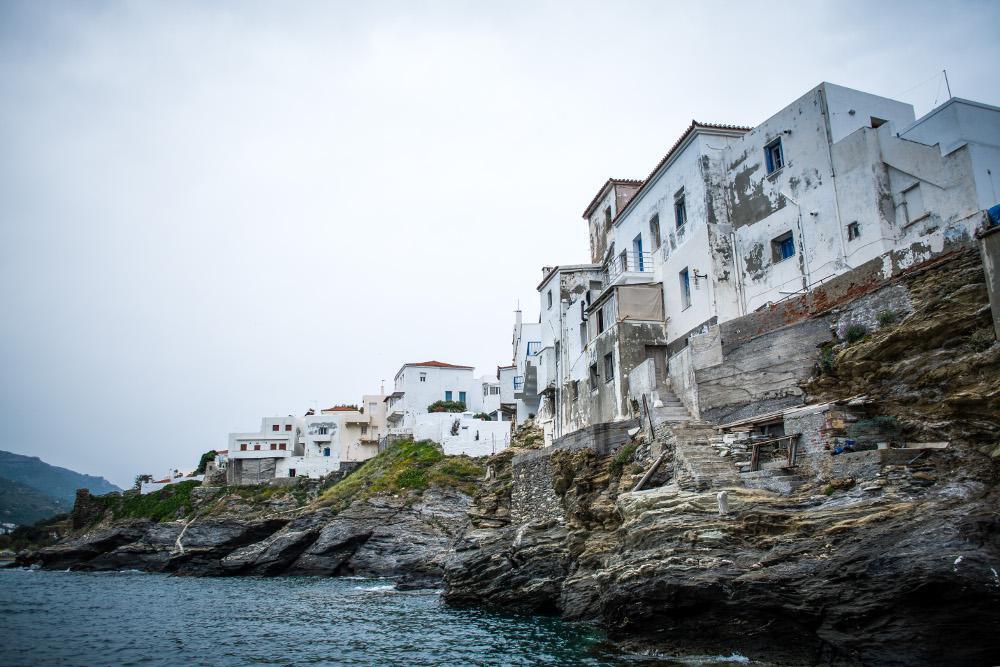 Ο Guardian «ψηφίζει» Ελλάδα: Αυτό είναι το τοπ 10 των ελληνικών προορισμών για το καλοκαίρι