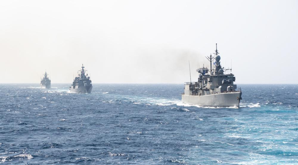 Συναγερμός στο Πολεμικό Ναυτικό - Κρούσματα κορονοϊού σε φρεγάτα