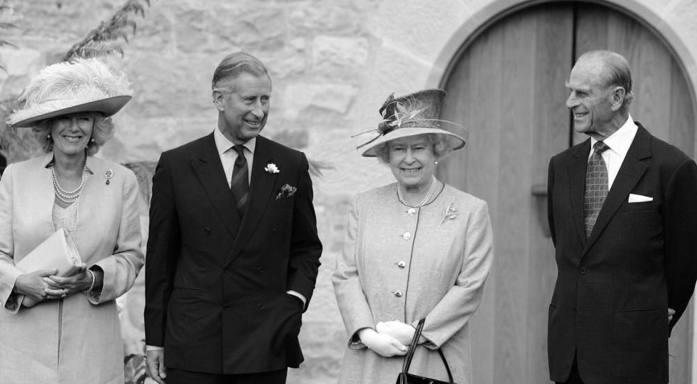 Ο πρίγκιπας Κάρολος απέτισε φόρο τιμής στον «αγαπημένο του μπαμπά»