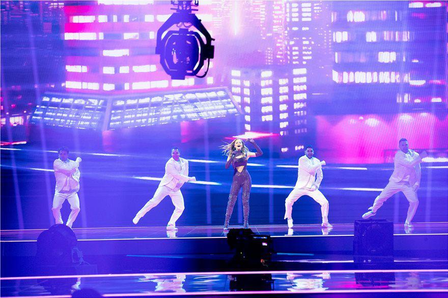 Eurovision 2021: Με λάμψη «α λα Μπιγιόνσε» η Στεφανία επί σκηνής