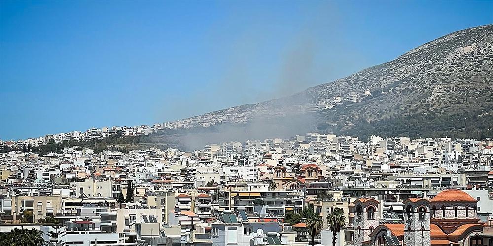 Υπό μερικό έλεγχο η πυρκαγιά στην Αργυρούπολη - Ξεκινά έρευνα