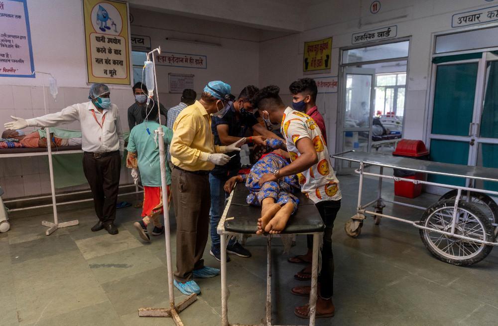 Ινδία: Πάνω από 250.000 νεκροί - Τα κρούσματα ξεπέρασαν τα 23 εκατ.
