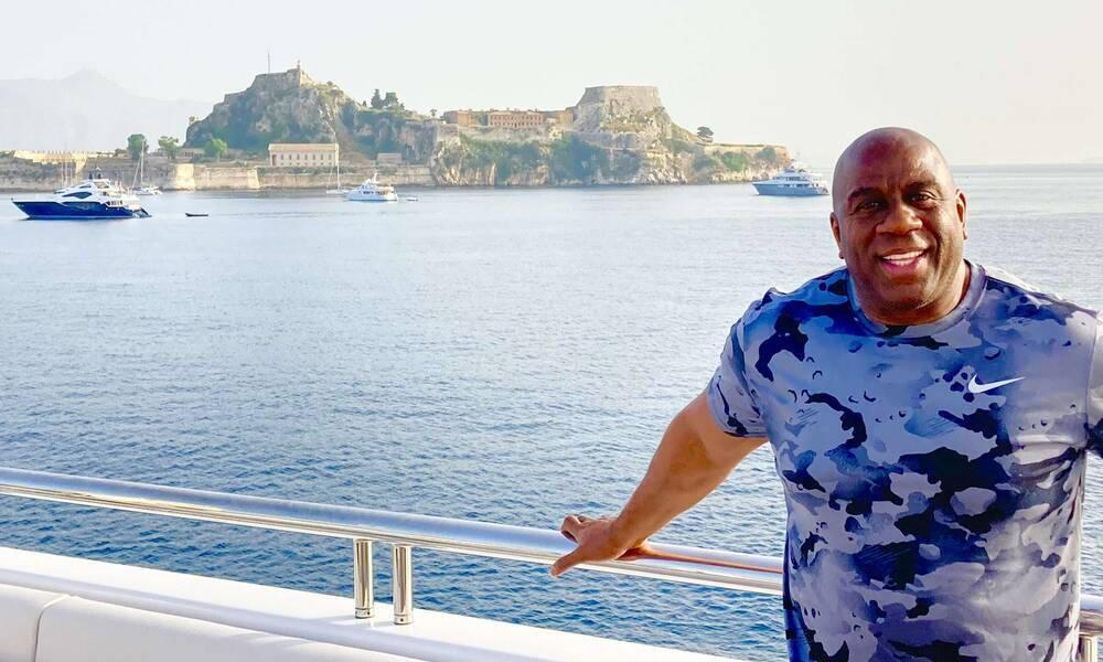 Ο θρυλικός Μάτζικ Τζόνσον κάνει διακοπές στην Κέρκυρα [βίντεο]