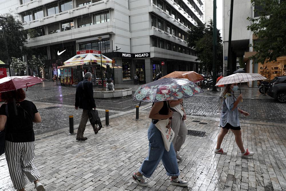 Καιρός: Έκτακτο δελτίο επιδείνωσης  Ισχυρές βροχές και καταιγίδες με κεραυνούς και χαλάζι ποιες περιοχές επηρεάζονται