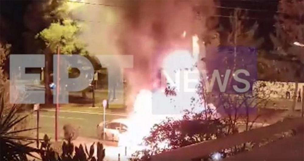 Τροχαίο στο Καβούρι: Βίντεο ντοκουμέντο από τις εκρήξεις
