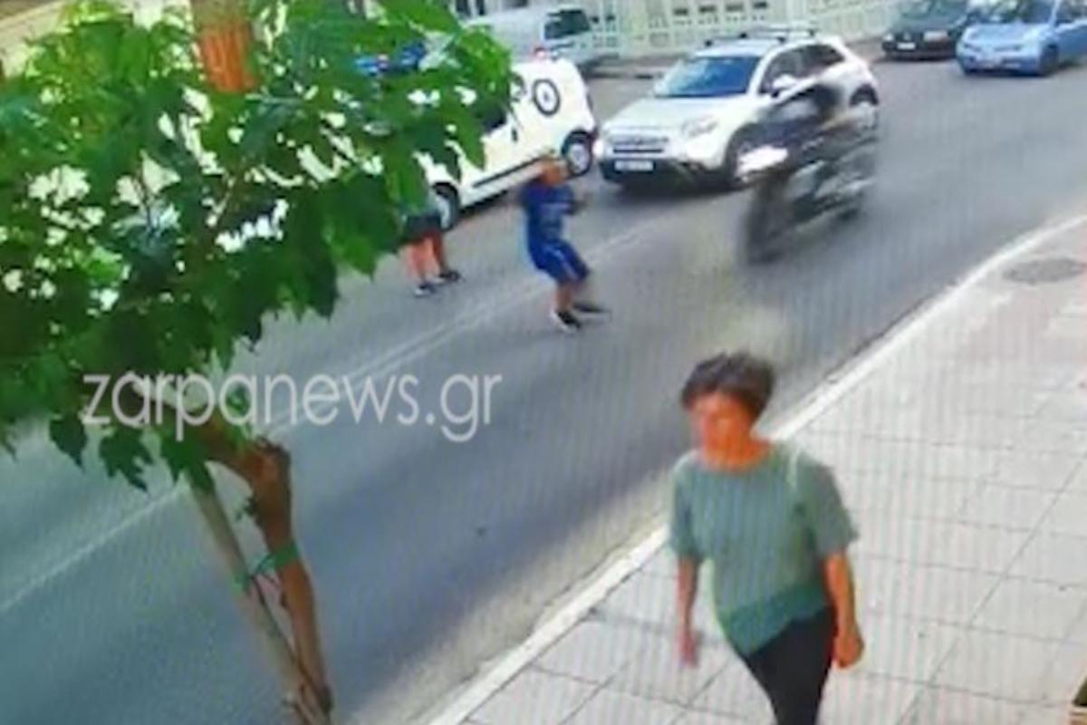 Χανιά: Σοκαριστικό βίντεο – Μηχανή χτύπησε με δύναμη δεκάχρονο παιδάκι