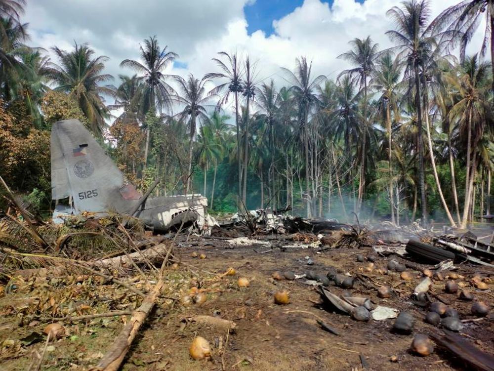 Φιλιππίνες: Στους 29 οι νεκροί από την συντριβή στρατιωτικού αεροσκάφους