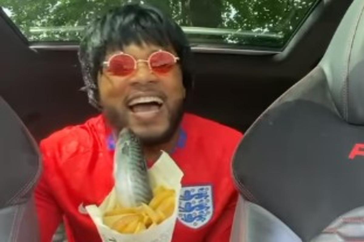 Euro 2020: Το επικό βίντεο του… τρελοEvra – Ζητωκραυγάζει για την Αγγλία, τρολάροντάς την [βίντεο]