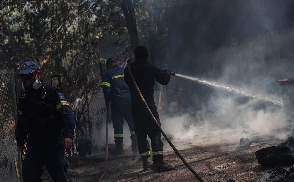 Κόλαση φωτιάς και στον Πύργο: Εκκενώθηκαν άλλες 4 κοινότητες