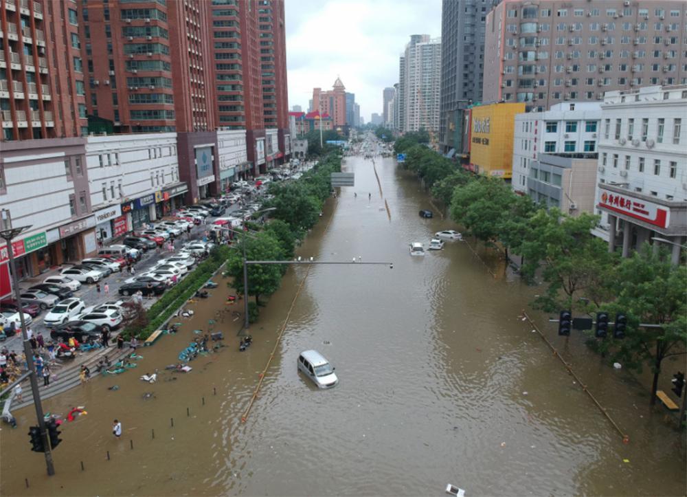 Φονικές πλημμύρες στην Κίνα: Στους 33 οι νεκροί - 8 άνθρωποι αγνοούνται