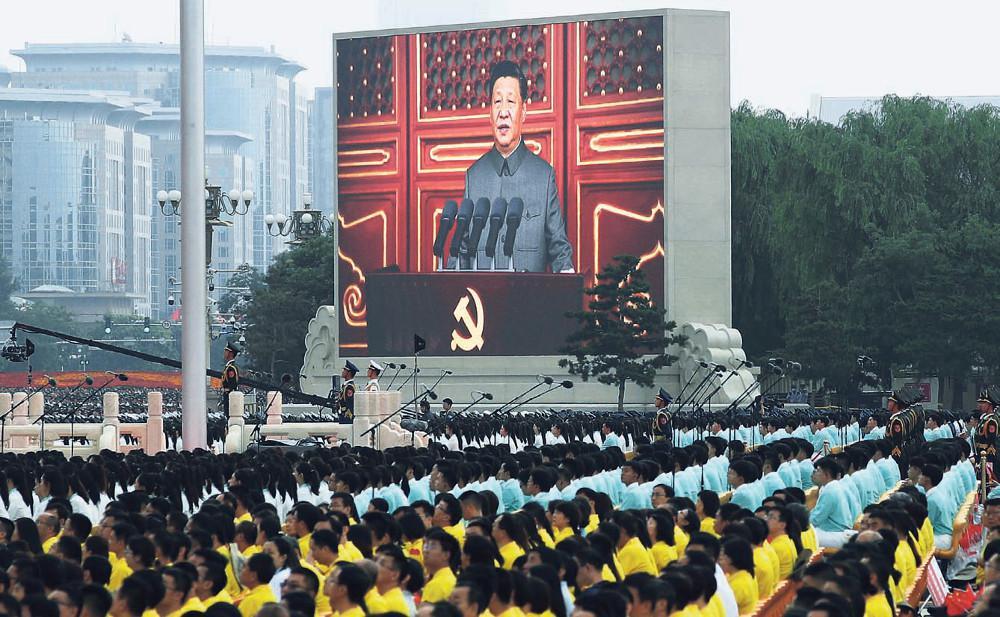 Σι Τζίνπινγκ: Οι εχθροί της Κίνας θα βρεθούν με «σπασμένα κεφάλια»