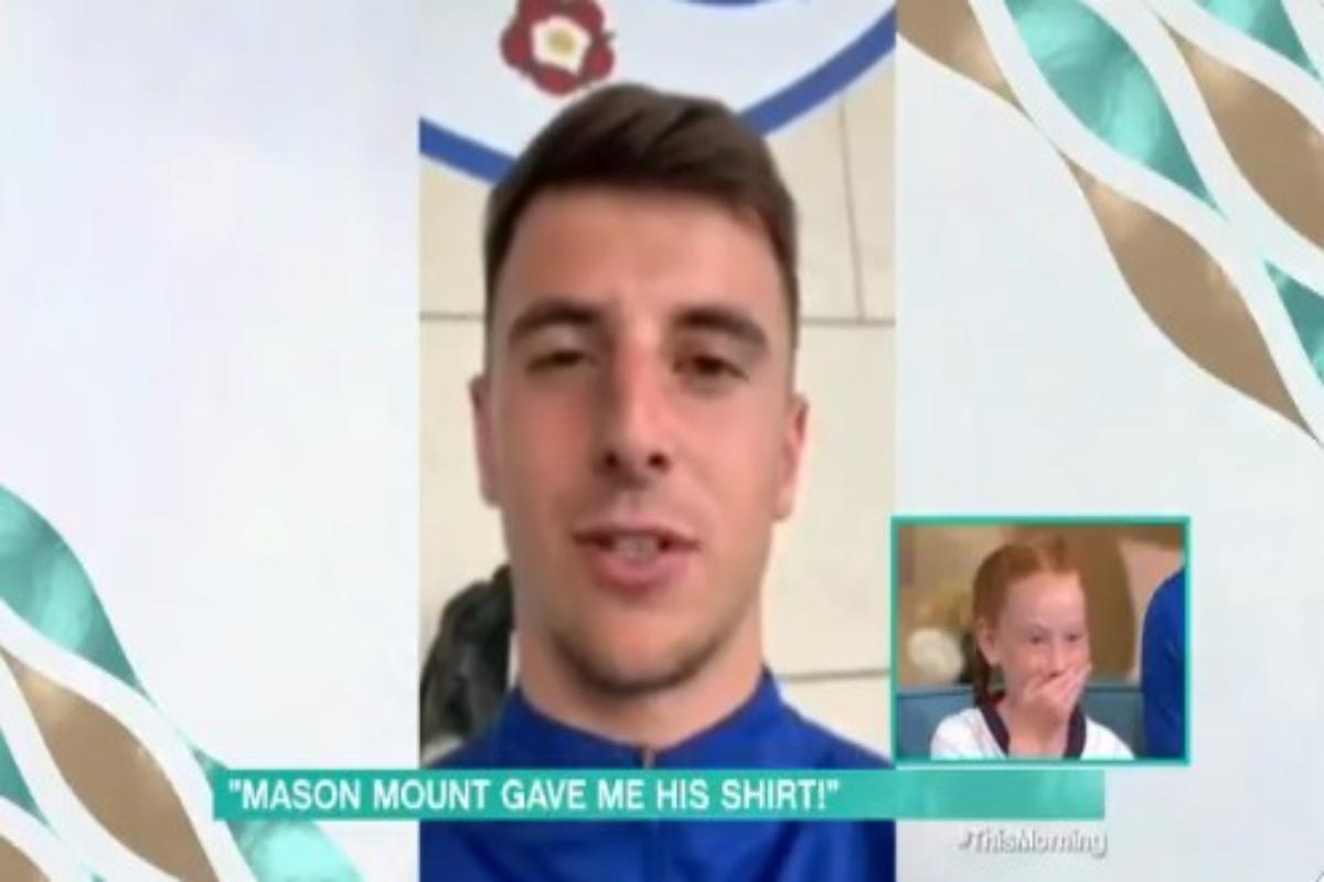 Euro 2020: Ο Μάουντ έστειλε μήνυμα στην πιτσιρίκα που ξετρελάθηκε με τη φανέλα του [βίντεο]