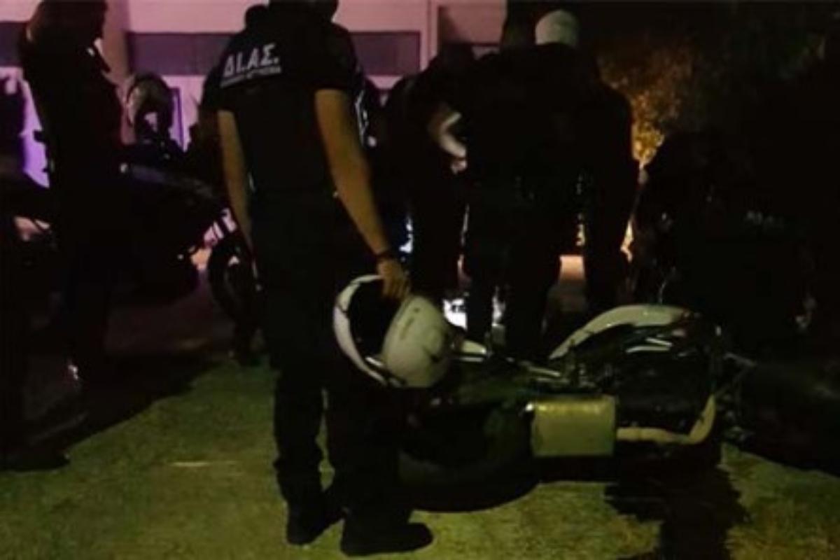 Αχαρνές: Σοβαρό τροχαίο με αστυνομικούς της ΔΙΑΣ – Στο νοσοκομείο δύο άτομα