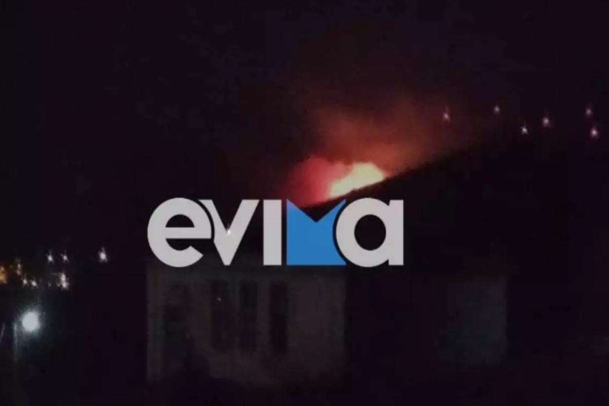 Φωτιά στην Νότια Εύβοια: Μεγάλη φωτιά στην περιοχή Φυγιάς - Εκκενώνονται δύο οικισμοί, ισχυροί άνεμοι στην περιοχή