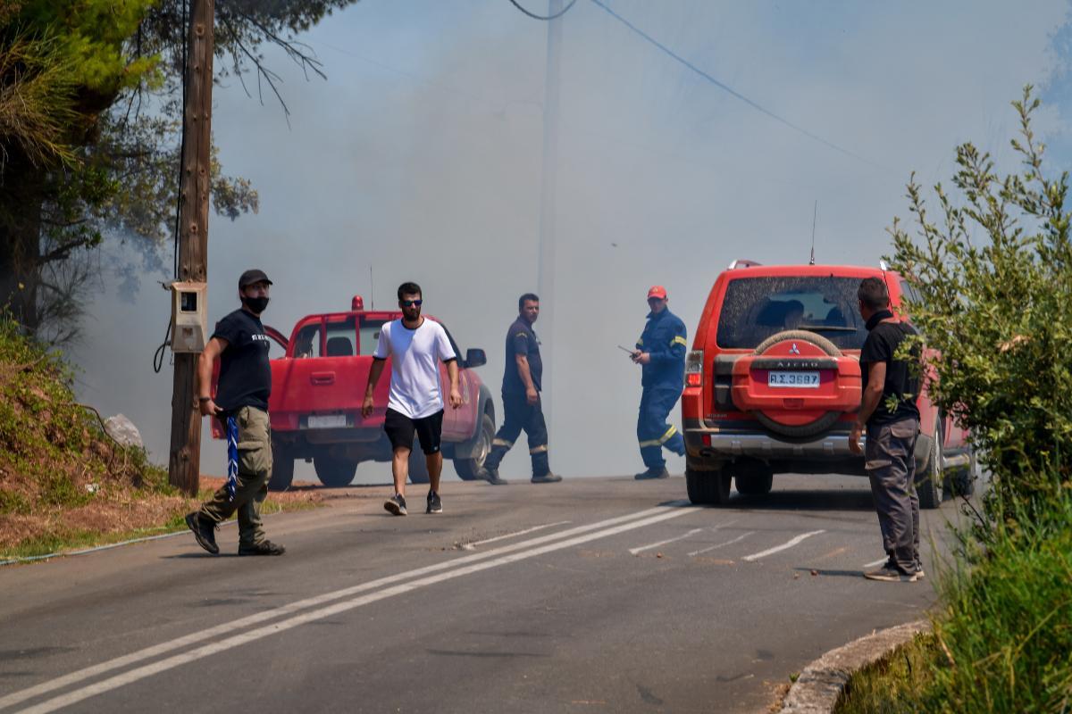 Φωτιά στην Ανατολική Μάνη: Συνεχίζεται η πύρινη λαίλαπα – Συναγερμός για τις αναζωπυρώσεις