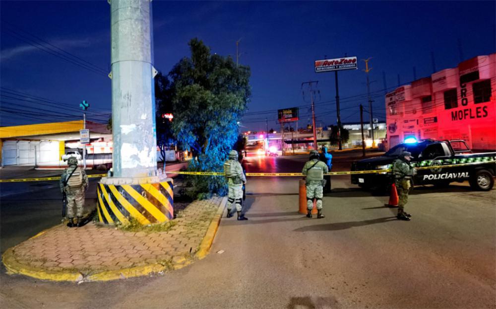 Φρίκη στο Μεξικό: Έξι πτώματα βρέθηκαν κρεμασμένα σε γέφυρα