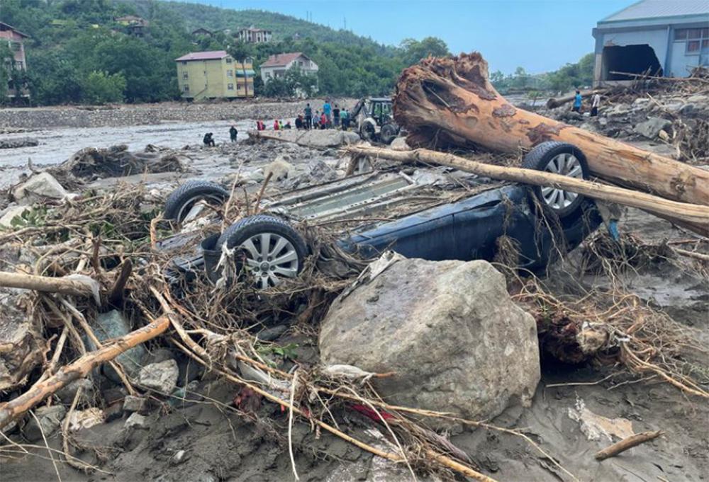 Πλημμύρες σαρώνουν τη βόρεια Τουρκία - Τουλάχιστον 44 νεκροί