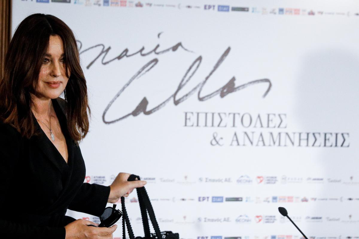 Μόνικα Μπελούτσι: Στην Αθήνα η εντυπωσιακή ηθοποιός – Άστραψαν τα φλας, τι είπε για τη χώρα μας και τη Μαρία Κάλλας