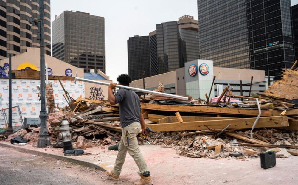 Σαρώνει τις ΗΠΑ ο κυκλώνας Άιντα: Τους 26 έφτασαν οι νεκροί
