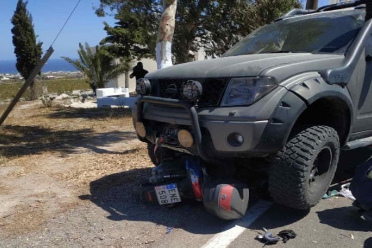 Τραγωδία στην άσφαλτο: Νέο τροχαίο στη Σαντορίνη – Νεαρός σκοτώθηκε με την μηχανή του