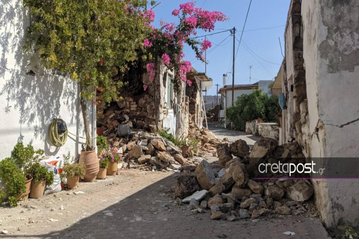 Σεισμός στο Ηράκλειο: Σοκάρουν οι νέες εικόνες καταστροφής – «Δεν έμεινε τίποτα από τις περιουσίες μας»