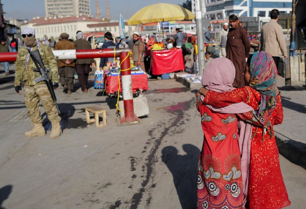 Αφγανιστάν: Πουλάνε τα παιδιά τους 500 δολάρια υπό την απειλή λιμού